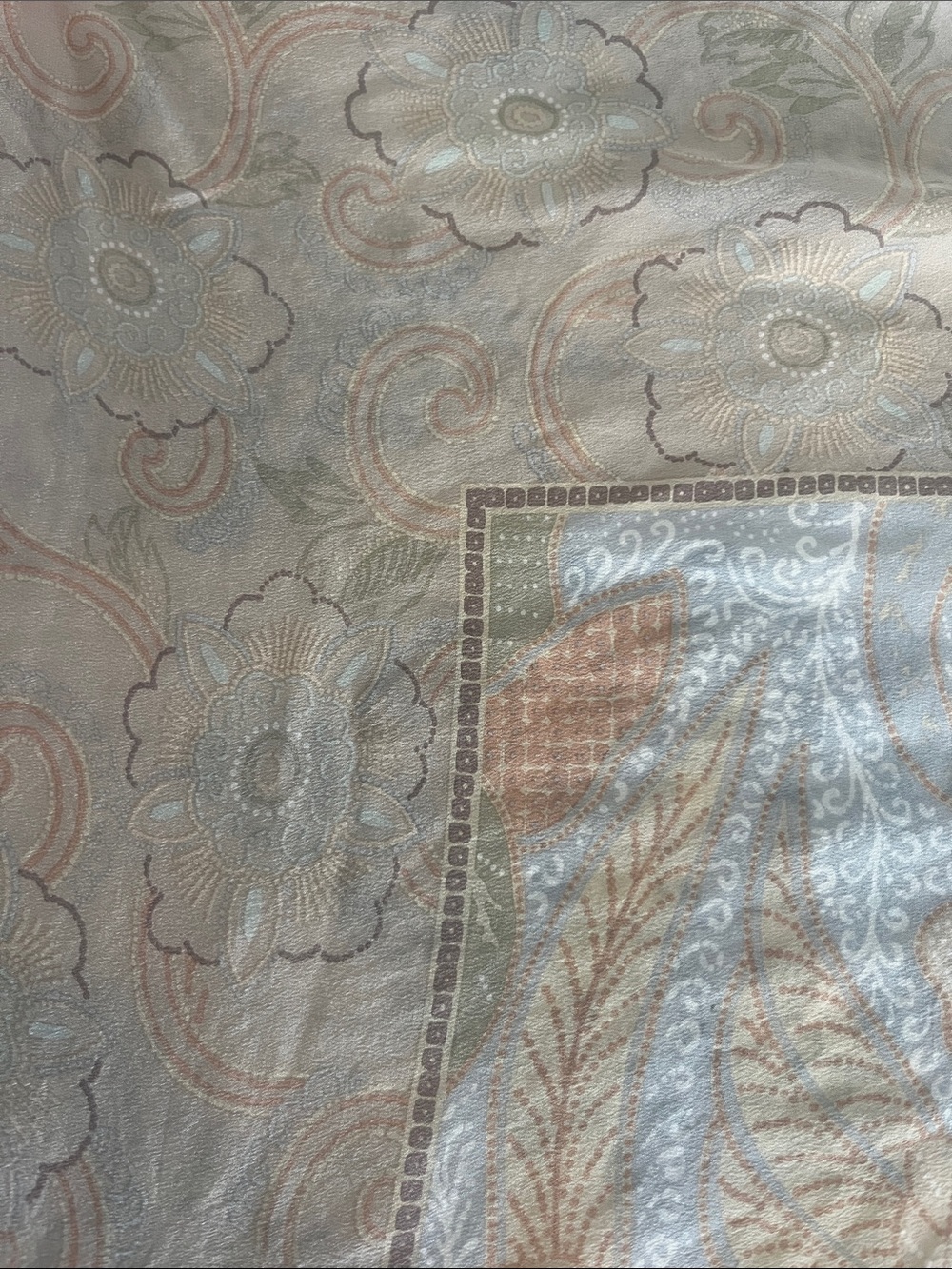 Liz Claiborne Silk Jacquard Scarf in Soft Beige and Pale Blue